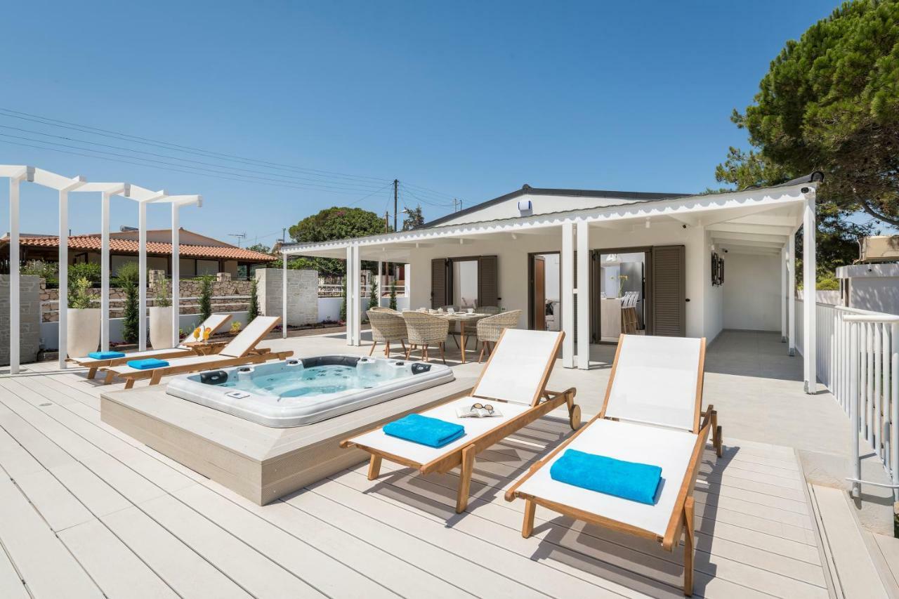 Sea View White Villa Stavros  Bagian luar foto